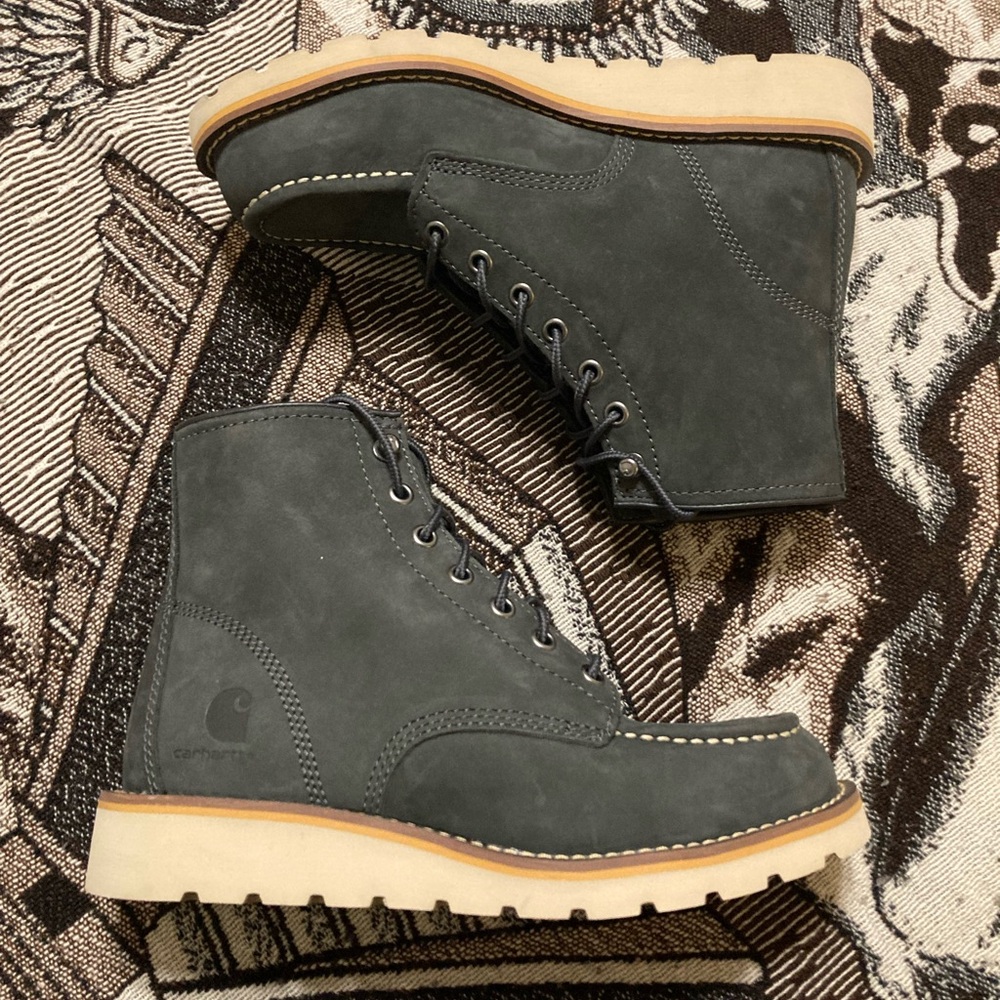 ✨Blue grey suede Carhartt Women’s 7 Moc toe boot✨ brand new✨